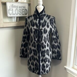 Icelandic Wool Leopard Animal Print Coat Gray Black